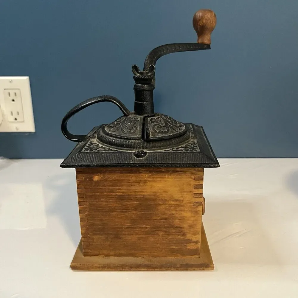 VTG Cast Iron & Wood Hand Crank Coffee Grinder w/Drawer Excellent Condition